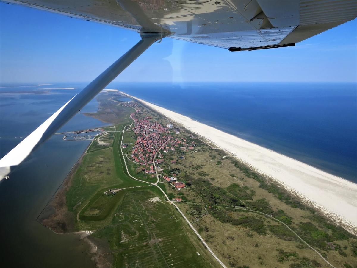 Ferienhaus Seewind1 Juist Bagian luar foto
